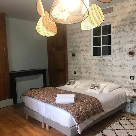 Domaine Clairfontaine Noyarey - Suites Junior Extérieur photo
